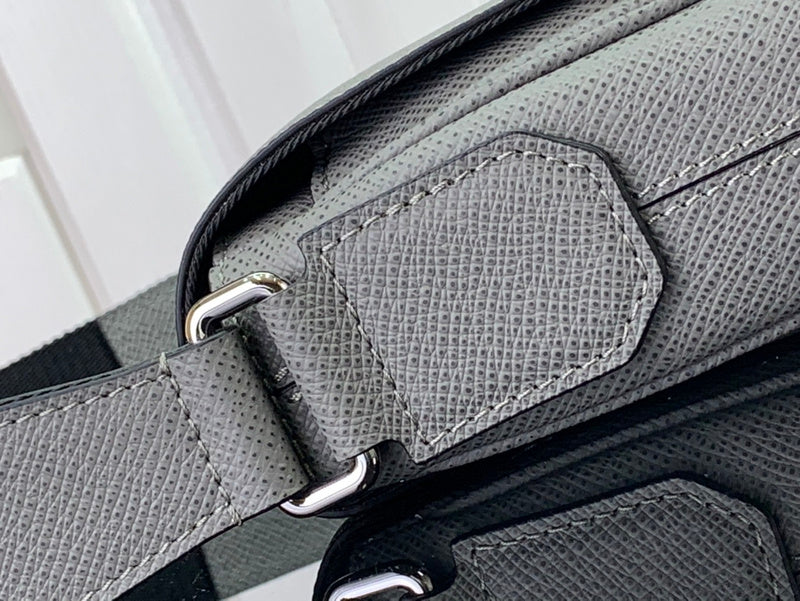 Alice Bags- Louis Vuittons  - 16213
