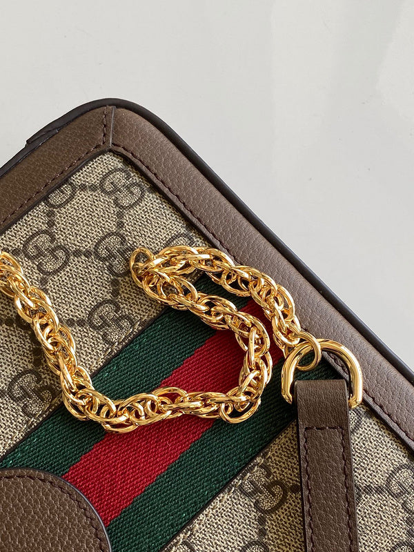 Gucci   Luxury Bags  966