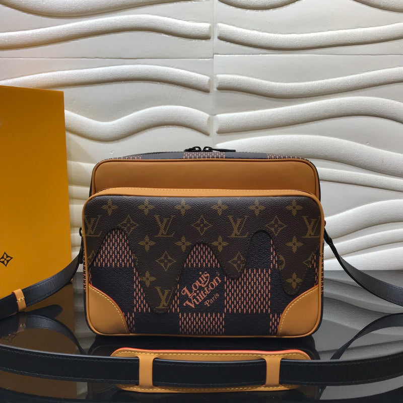 Alice Bags- Louis Vuittons  - 16279