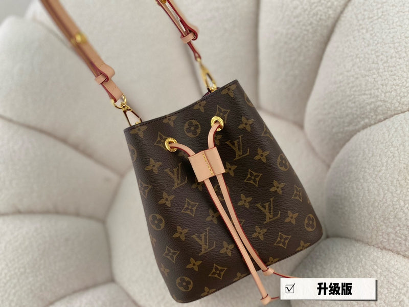 Alice bags - Louis Vuittons  - 15075