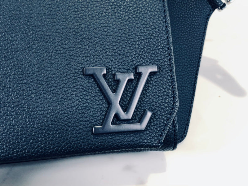 Alice Bags- Louis Vuittons  - 16013