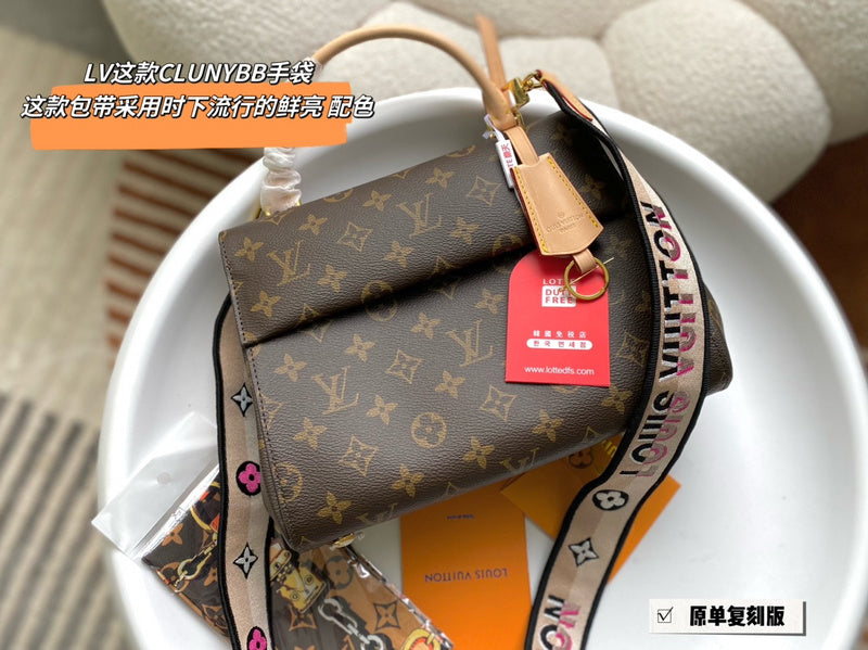 Alice bags - Louis Vuittons  - 14915