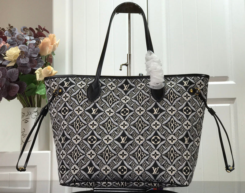 Alice  Bags- Louis Vuittons  - 16161