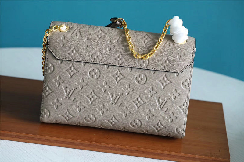 Alice bags - Louis Vuittons  - 7828