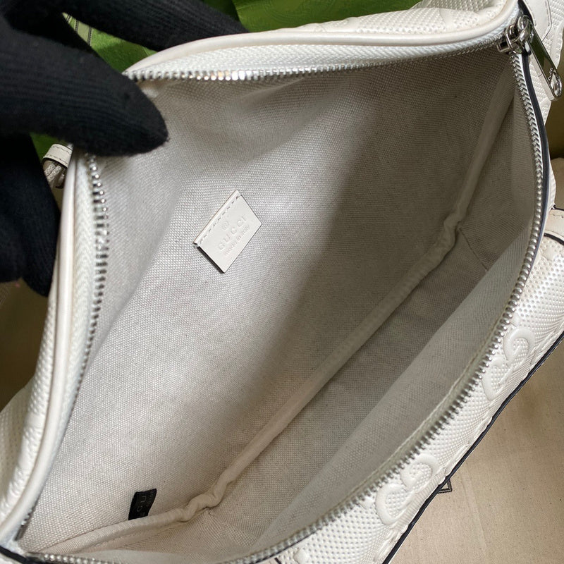 Gucci   Luxury Bags  1023
