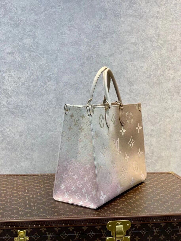 Alice Bags- Louis Vuittons  - 16587