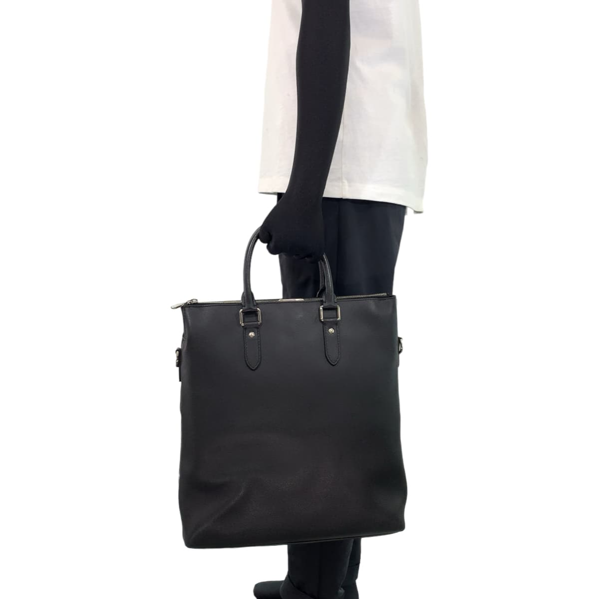 LOUIS VUITTON Business bag M33433 Taiga Noir black black Tote Bag Business bag Taiga Anton Tote mens Used