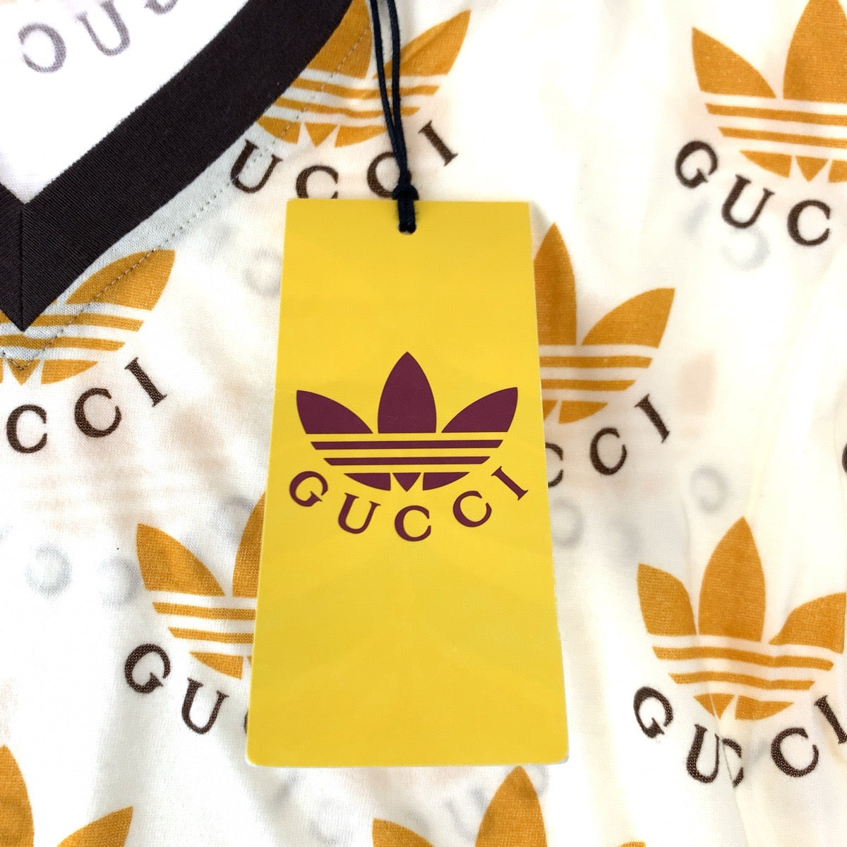 GUCCI Short sleeve T-shirt 693539 cotton Cream Orange Black Short-sleeved T-shirt, V-neck, short length adidasxGUCCI logo Women XS Used