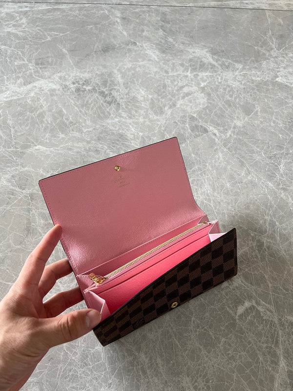 Alice Bags- Louis Vuittons  - 16019