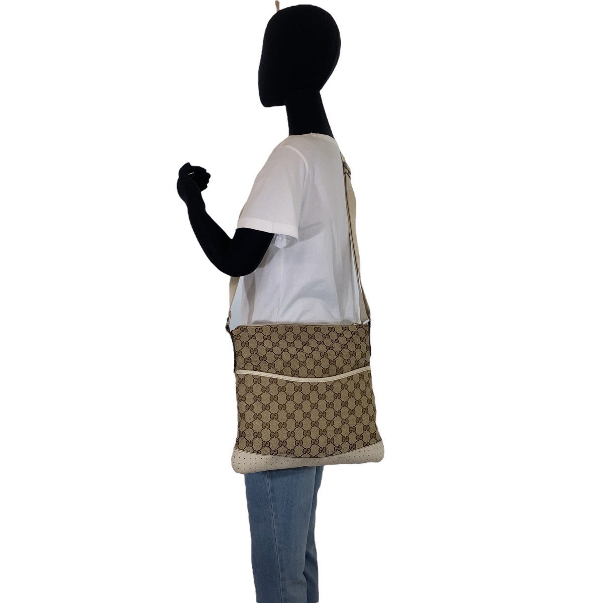 GUCCI Shoulder Bag 145857 GG canvas Beige SilverMetal Crossbody Shoulder Bag Messenger Bag GG pattern Women Used