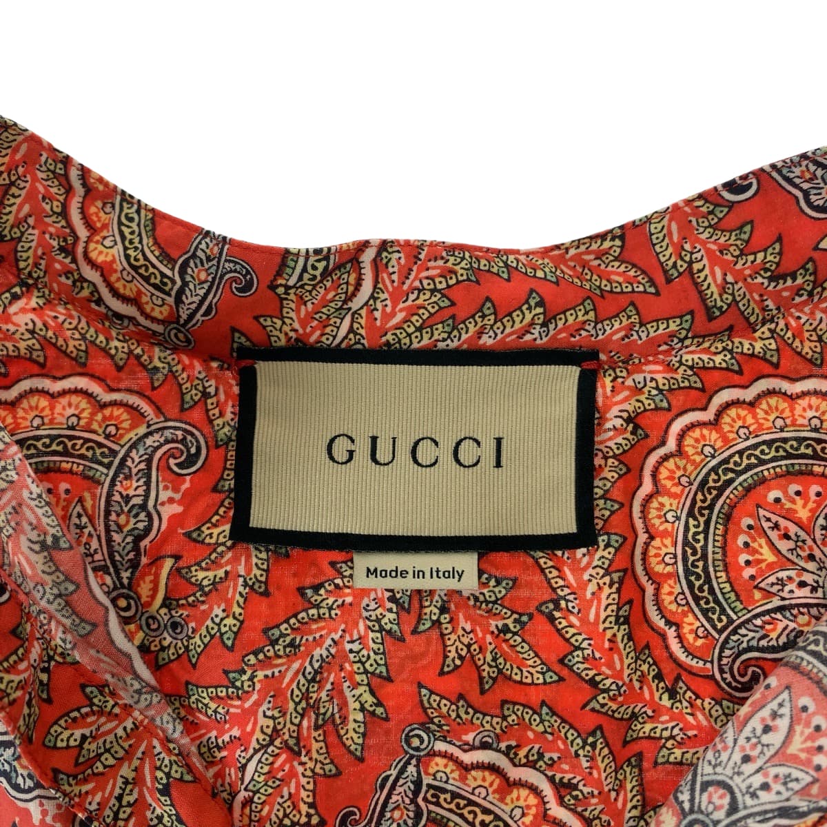 GUCCI Short sleeve shirt 654888 ZAGXJ cotton Red multicolor Short sleeve shirt cut and sew 21Stainless Steel Paisley total pattern mens 44 Used