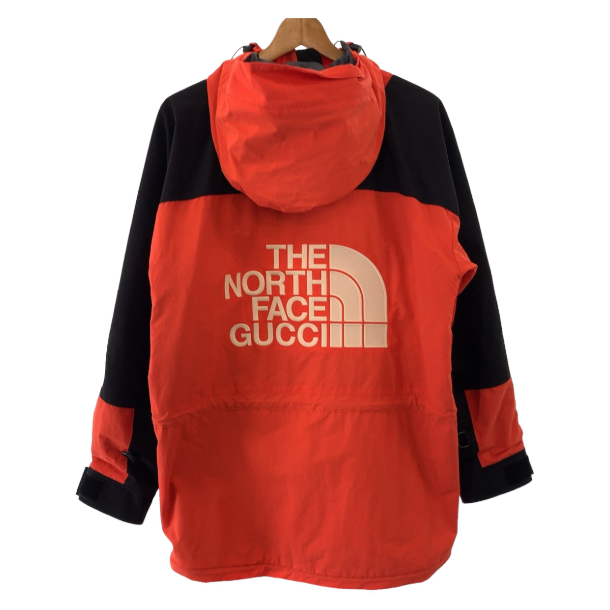 GUCCI Mountain Hoodie 663729 ZAHTZ Nylon Red Black Black Mountain Hoodie Windbreaker Nylon Jacket 1994 RETRO The north face collaboration mens S Used