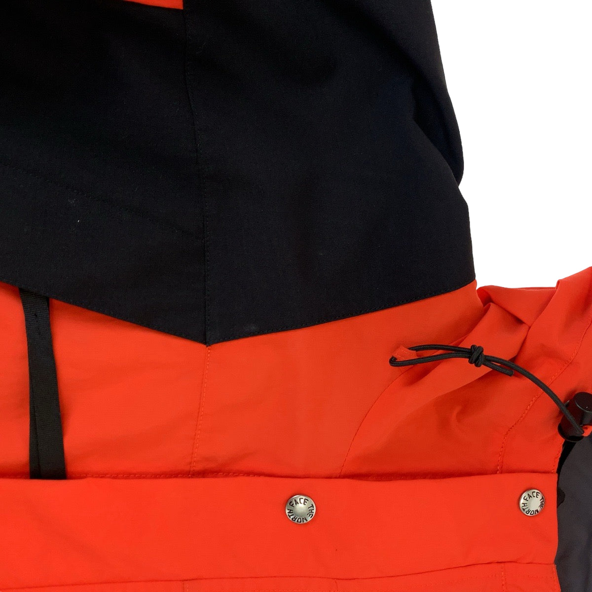 GUCCI Mountain Hoodie 663729 ZAHTZ Nylon Red Black Black Mountain Hoodie Windbreaker Nylon Jacket 1994 RETRO The north face collaboration mens S Used