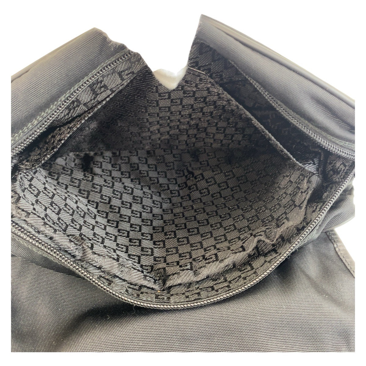 GUCCI Shoulder Bag 28562 Nylon, Leather Black SilverMetal Crossbody Shoulder Bag Messenger Bag Women Used