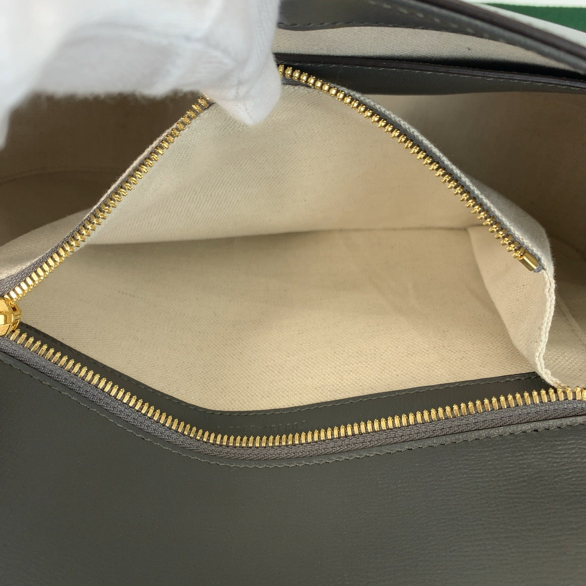 GUCCI Shoulder Bag 700457 leather Grey GoldMetal Crossbody Shoulder Bag Pochette Sherry line horsebit mens Used