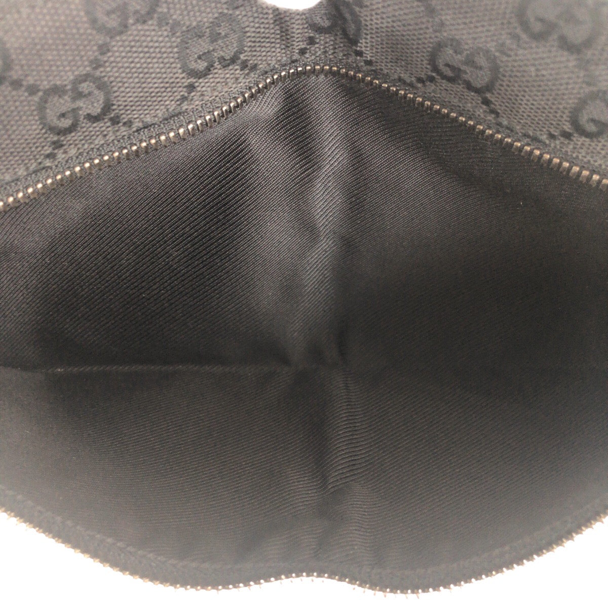 GUCCI Sling bag 23566 GG canvas, leather BlackSilverMetal Sling bag, waist pouch, bum bag mens Used