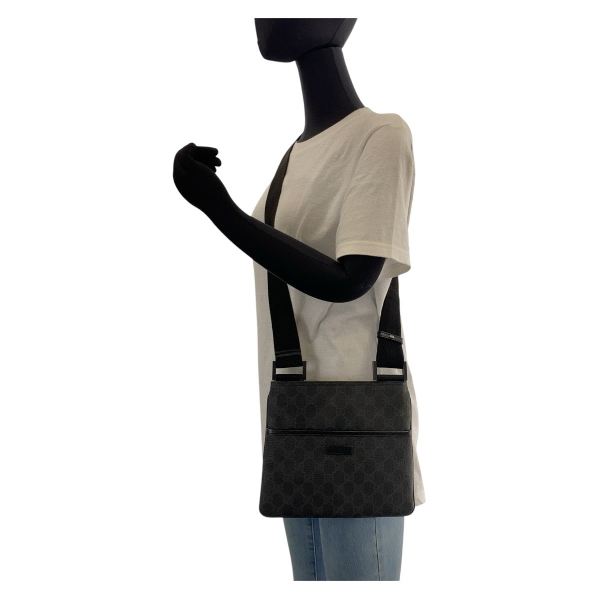 GUCCI Shoulder Bag 162905 GG Supreme Canvas black Crossbody Shoulder Bag Unisex Women Used