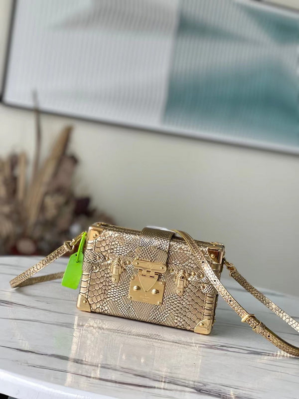 Alice Bags- Louis Vuittons  - 15879