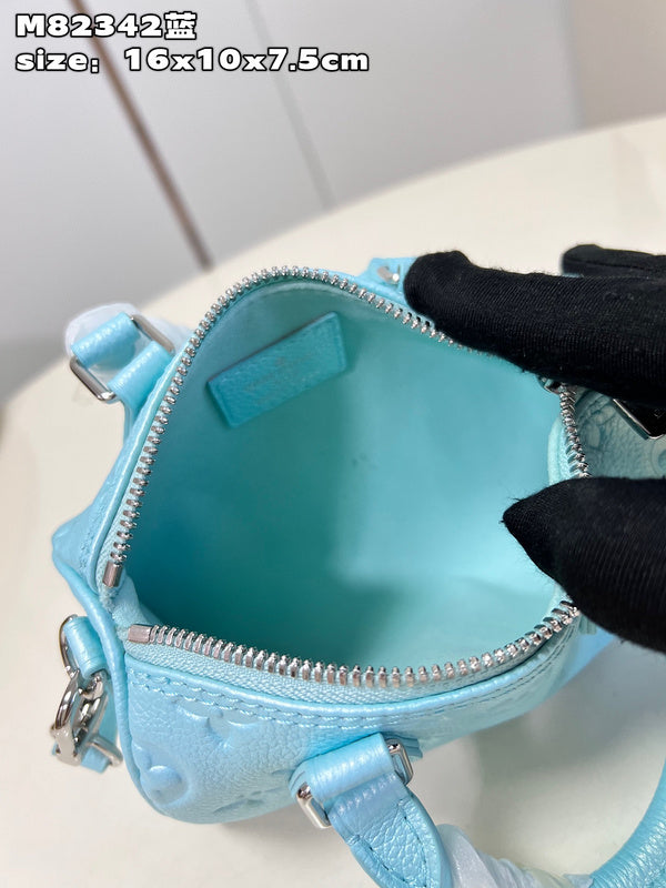 Alice bags - Louis Vuittons  - 15392