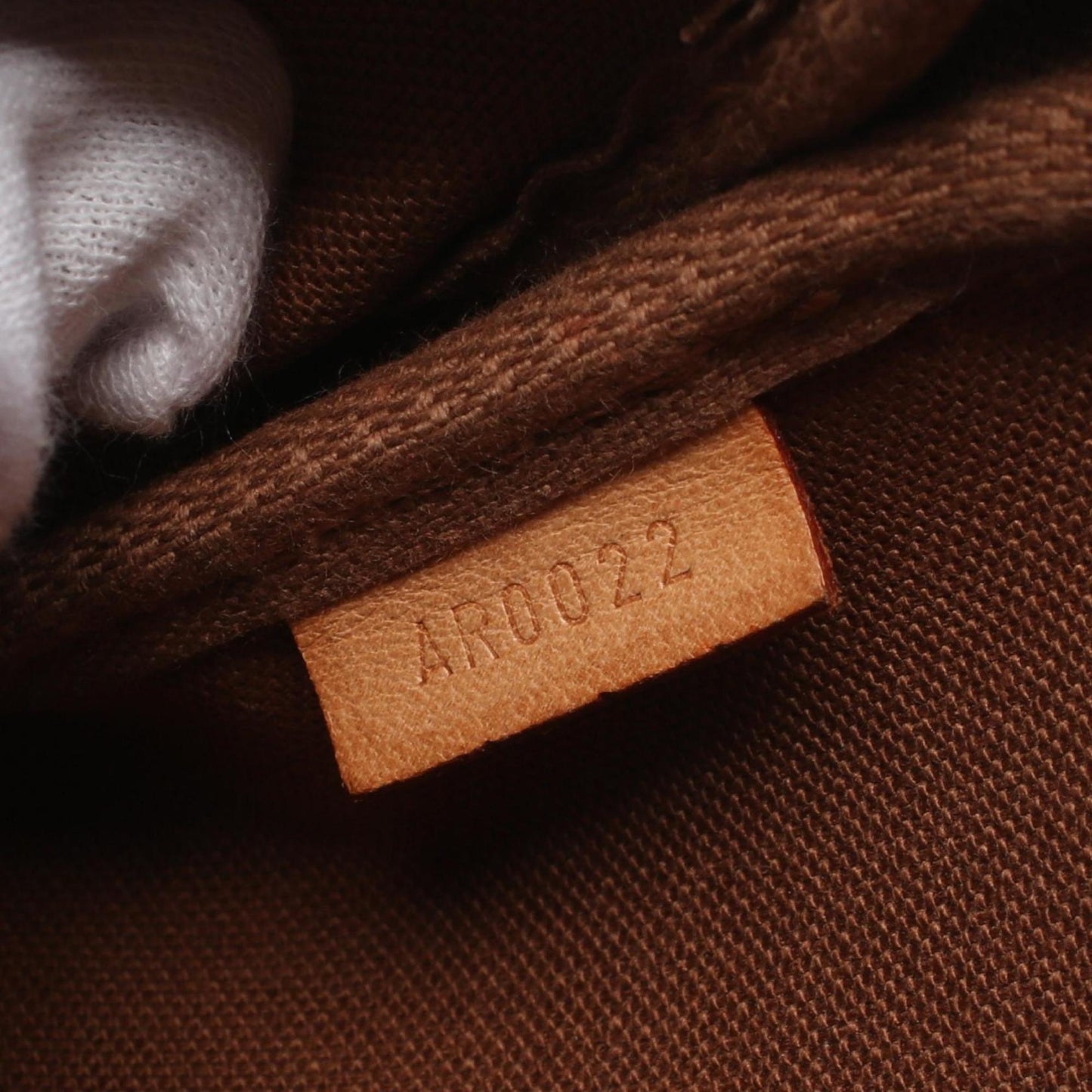 Louis Vuitton  Monogram Monogram Coated Canvas Leather Handbag