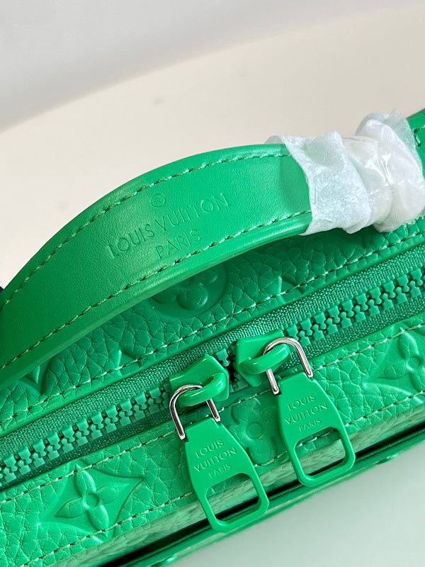 Alice Bags- Louis Vuittons  - 16423