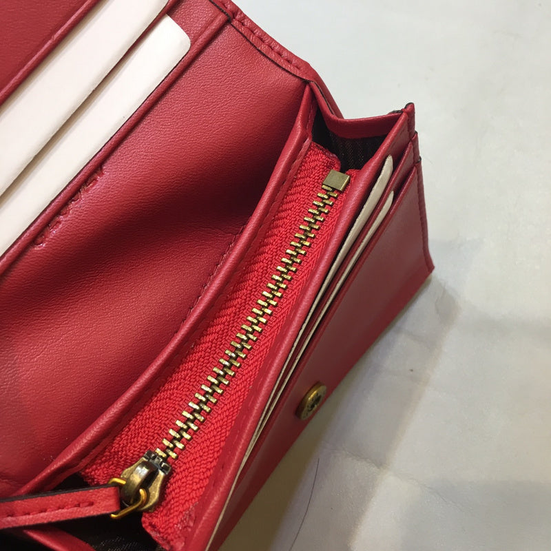 Gucci   Luxury Bags  1366