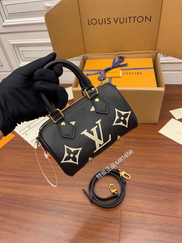 Alice Bags- Louis Vuittons  - 16201