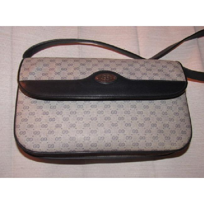 Gucci Vintage Blue Patent Gg Canvas Shoulder Bag
