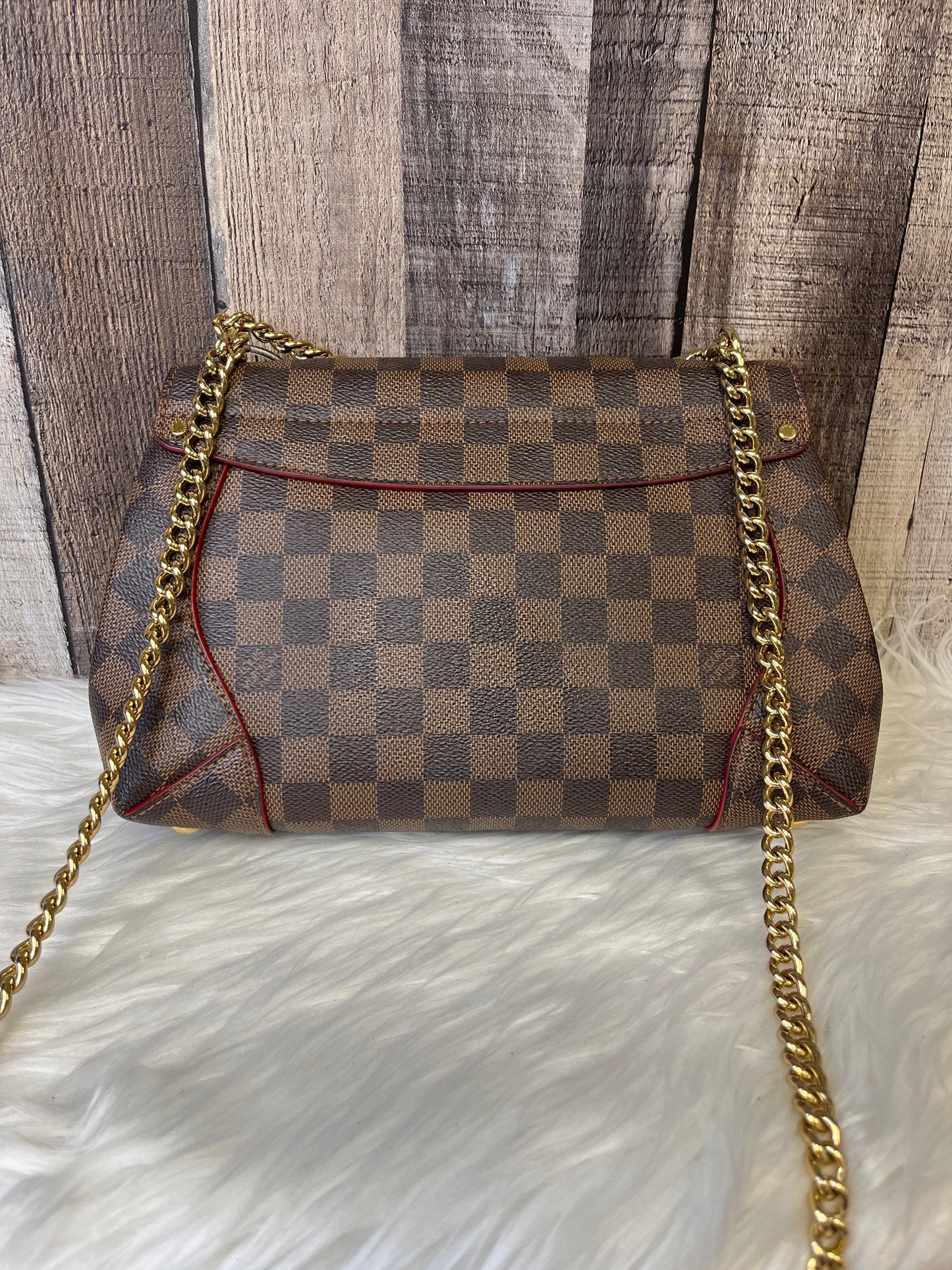 Handbag Luxury Designer By Louis Vuitton  Size: Medium