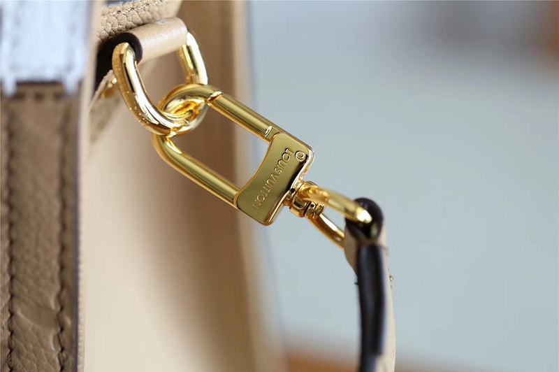 Alice bags - Louis Vuittons  - 7950