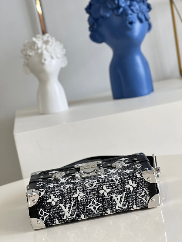 Alice Bags- Louis Vuittons  - 16486