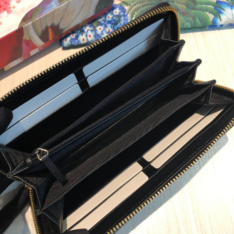 Gucci   Luxury Bags  856