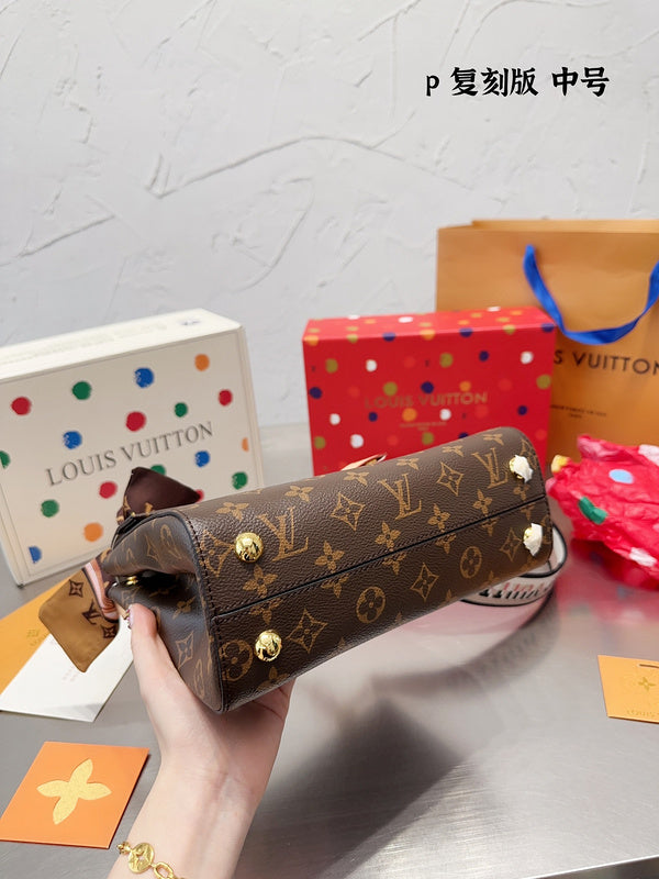 Alice bags - Louis Vuittons  - 14948