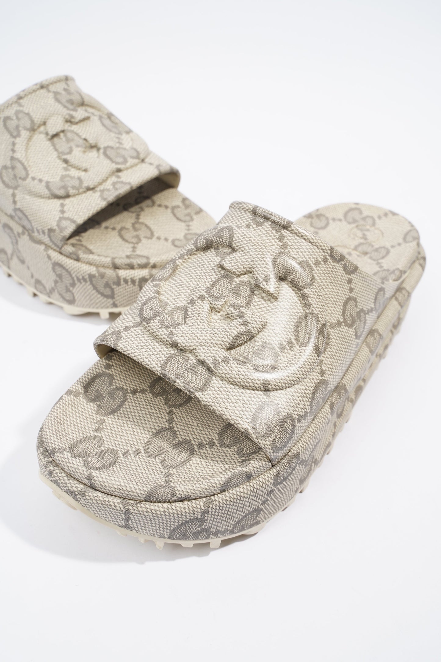 Gucci Slide Sandal With Interlocking GG Beige / Ebony Rubber EU 40 UK 7