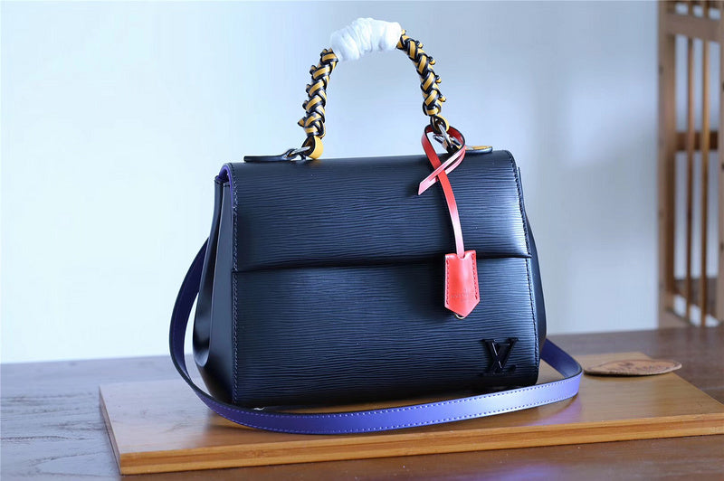 Alice bags - Louis Vuittons  - 7970