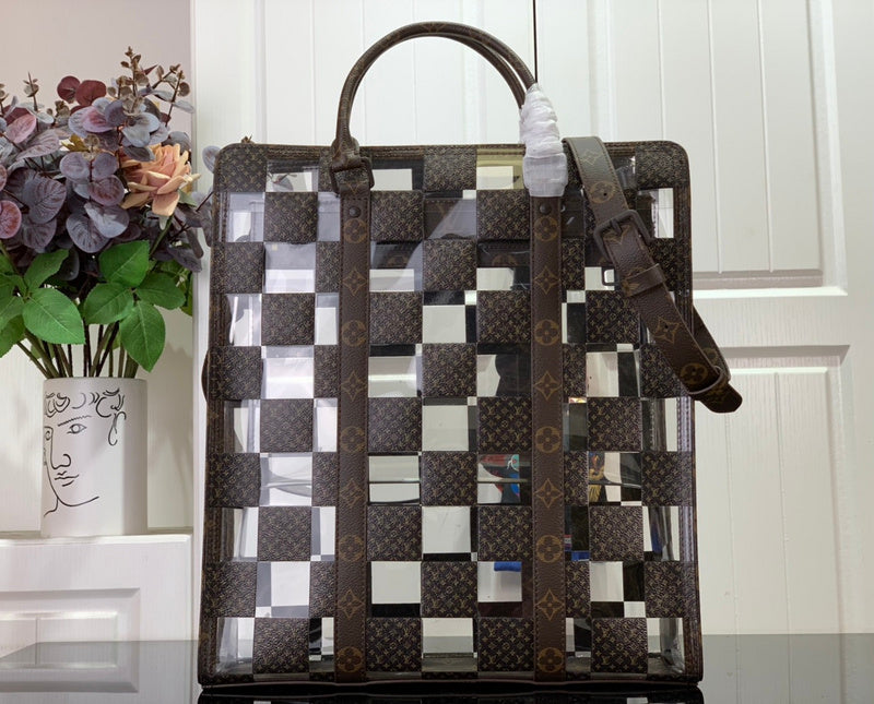 Alice Bags- Louis Vuittons  - 15924
