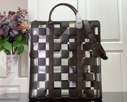 Alice Bags- Louis Vuittons  - 15924