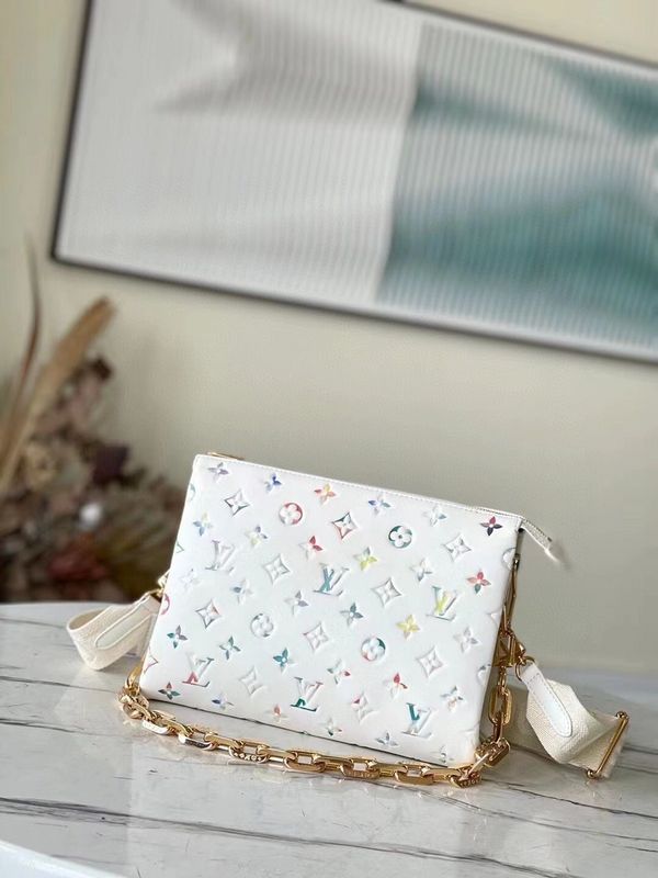 Alice Bags- Louis Vuittons  - 16355