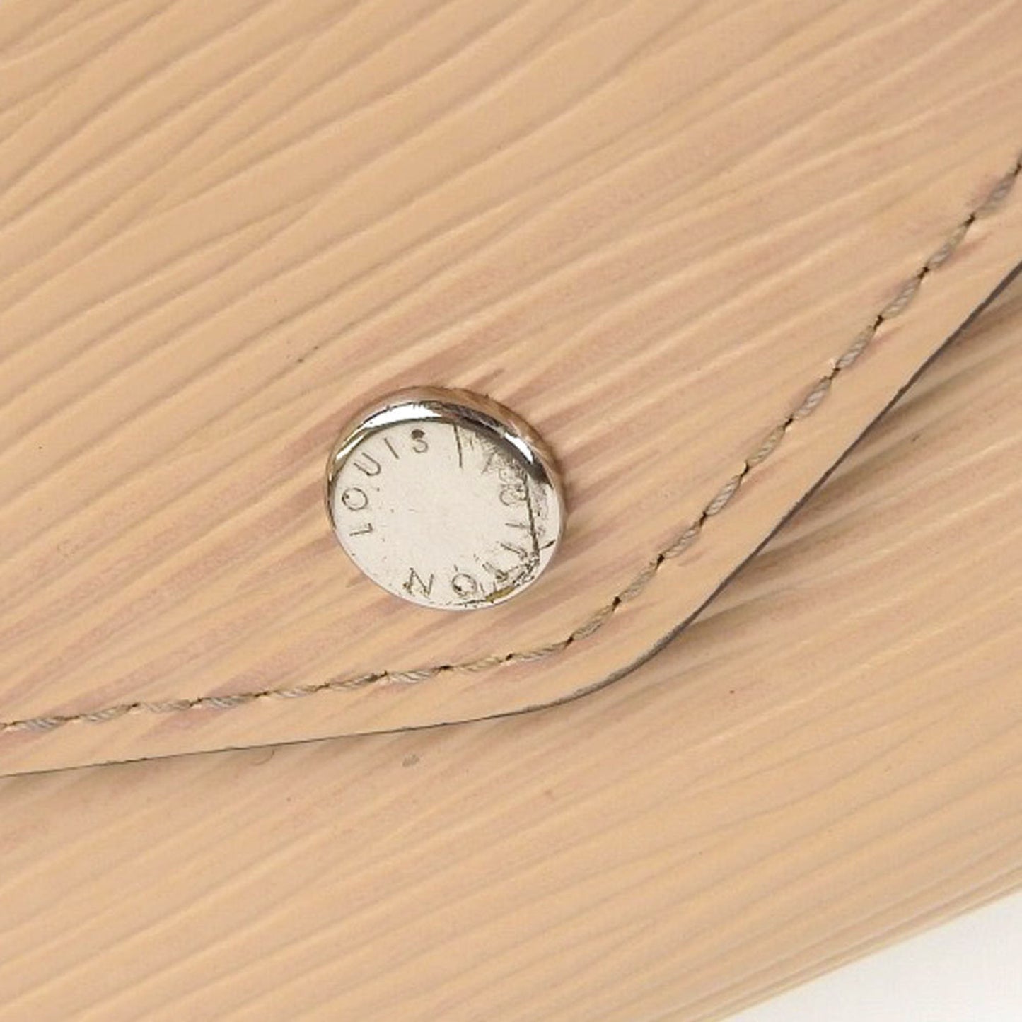 Louis Vuitton cream Leather Sarah wallet accessories