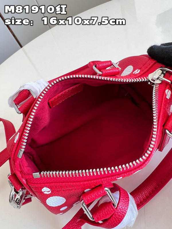 Alice Bags- Louis Vuittons  - 15913