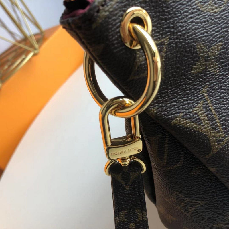 Alice bags - Louis Vuittons  - 15561