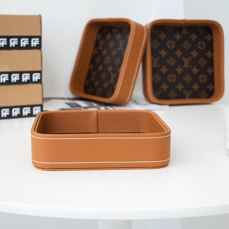Alice Bags- Louis Vuittons  - 16091