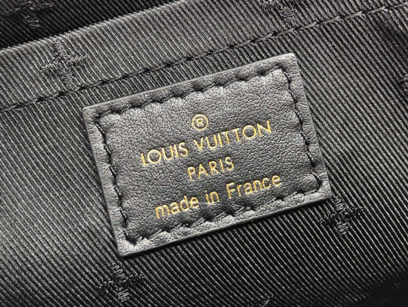 Alice Bags- Louis Vuittons  - 16731
