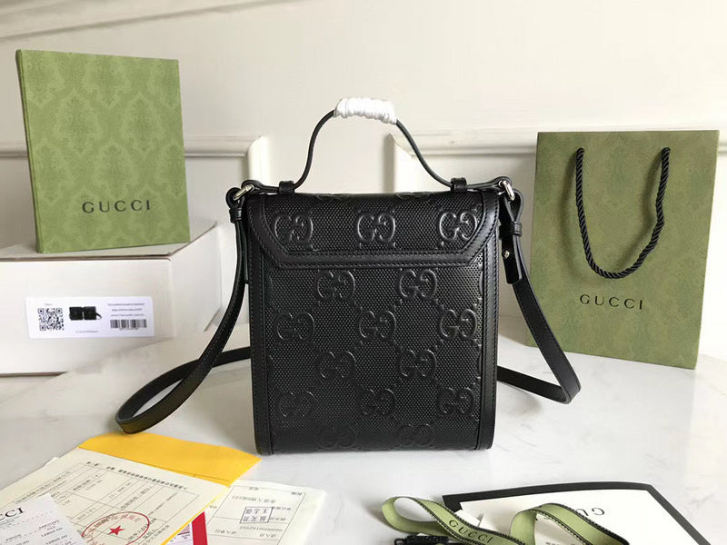 Gucci   Luxury Bags  1063