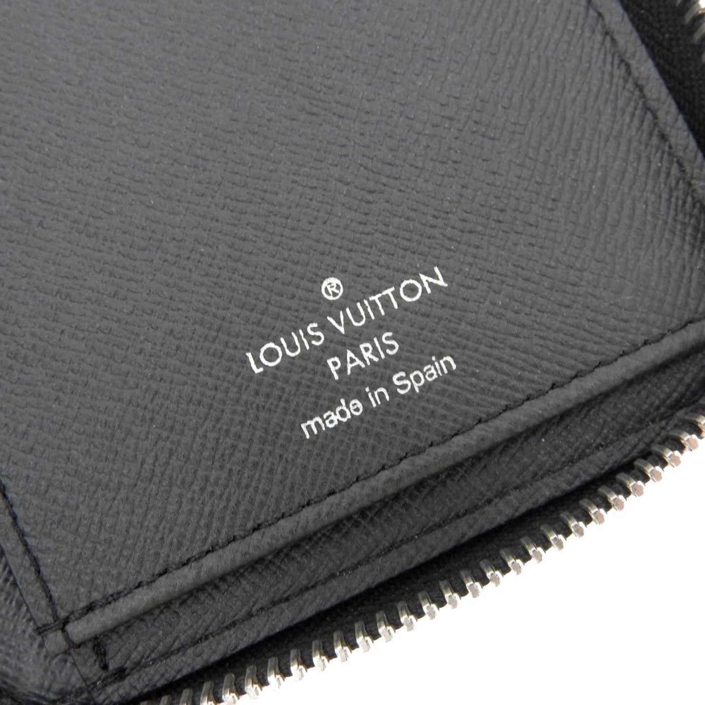 Louis Vuitton Black Leather Zippy Wallet Vertical wallet accessories