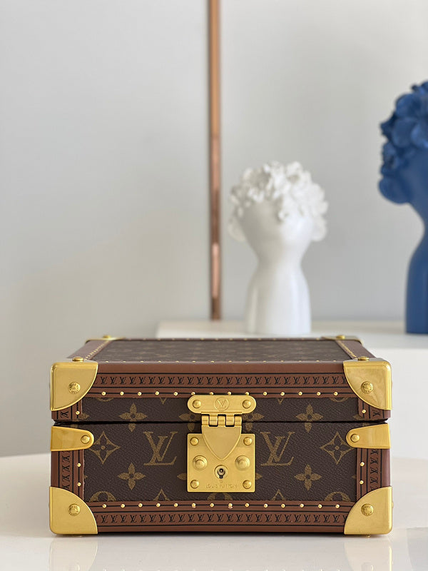 Alice bags- Louis Vuittons  - 16830