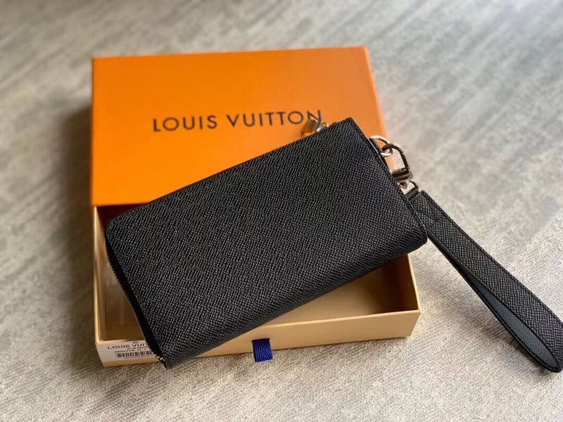Alice Bags- Louis Vuittons  - 16326