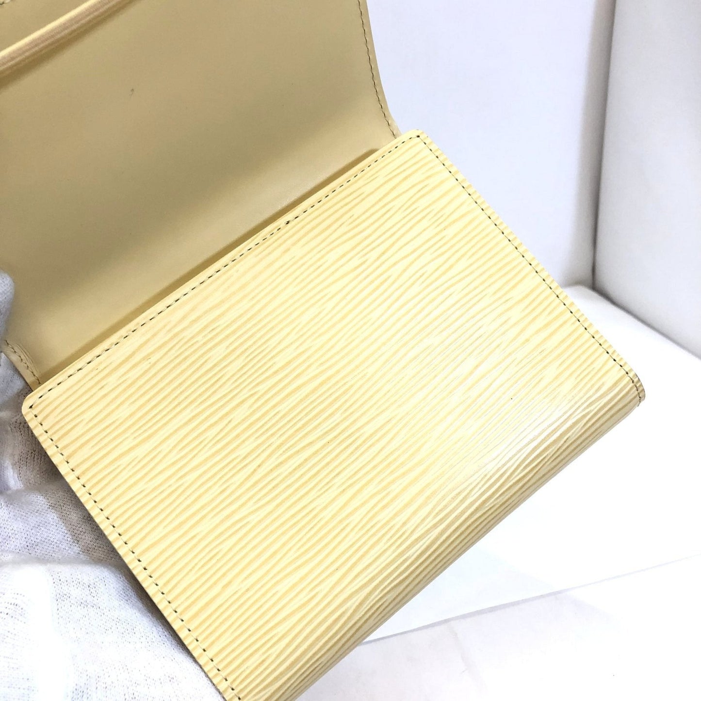 Louis Vuitton Beige Leather  wallet accessories