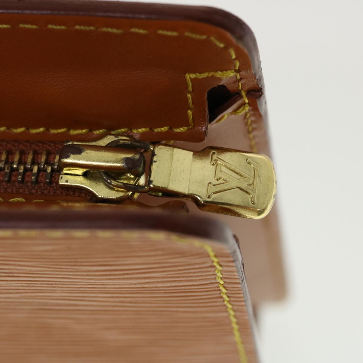 LOUIS VUITTON Epi Pochette Homme Clutch Bag Brown M52528 LV  44944