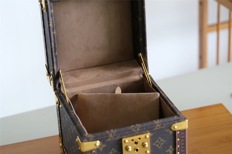 Alice bags - Louis Vuittons  - 9540